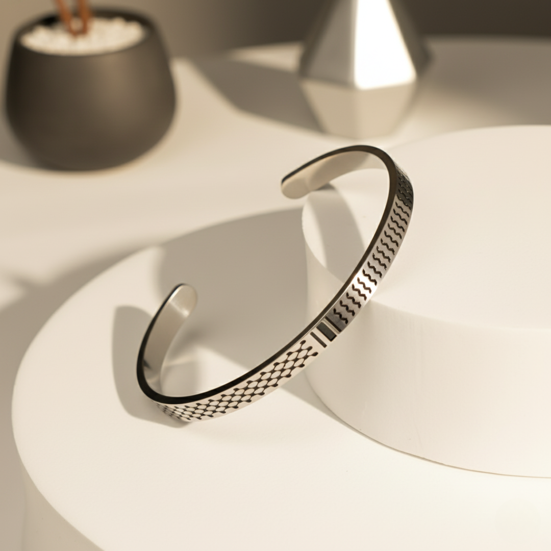 Qamar Keffiyeh Cuff