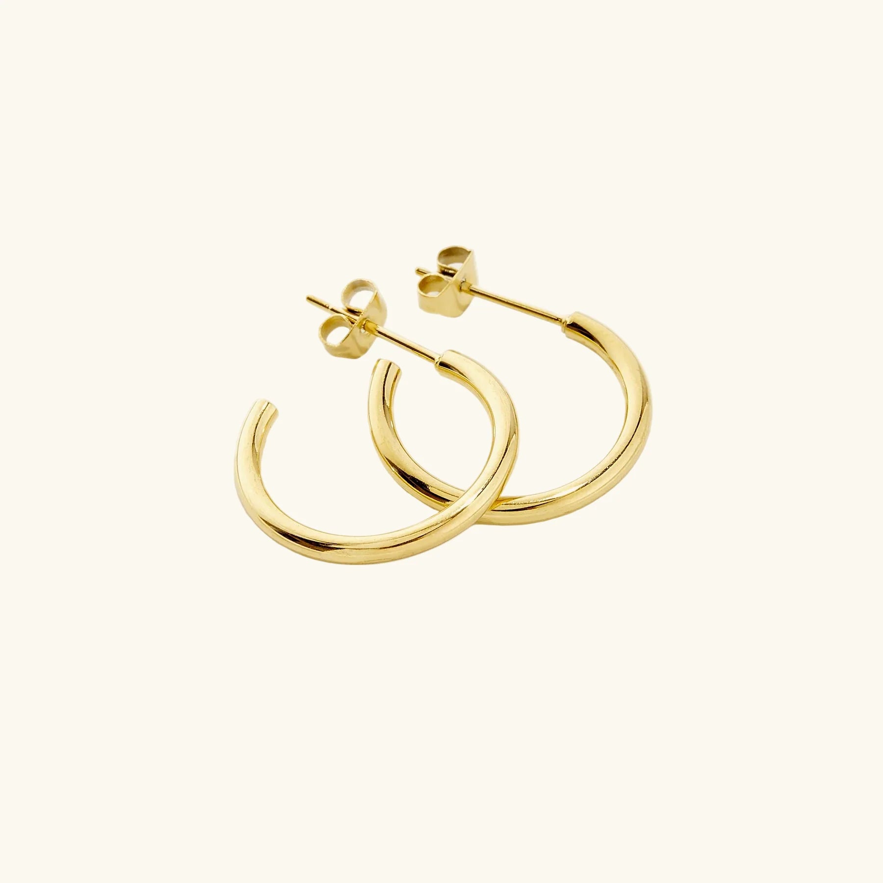Qamar Zeenah Open Hoops | 18mm