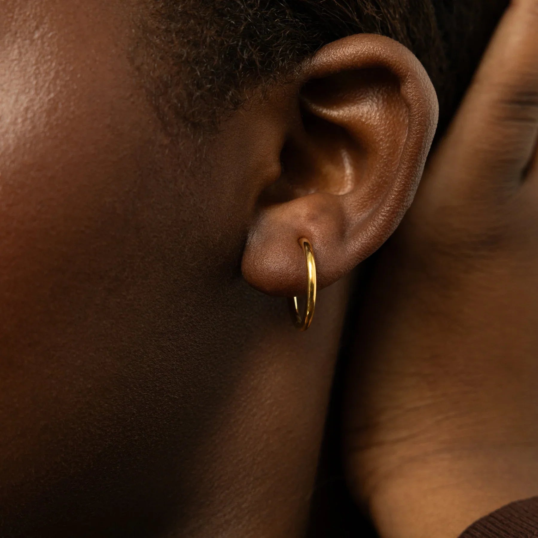 Qamar Zeenah Open Hoops | 18mm