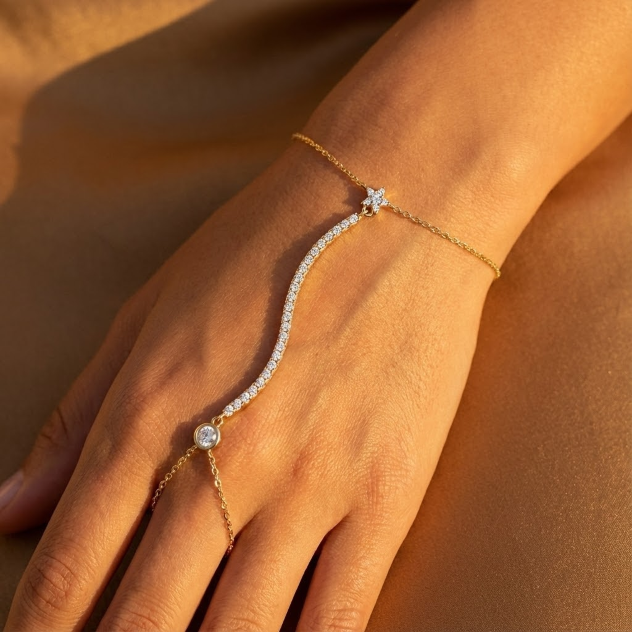 Alira Cascade Hand Chain