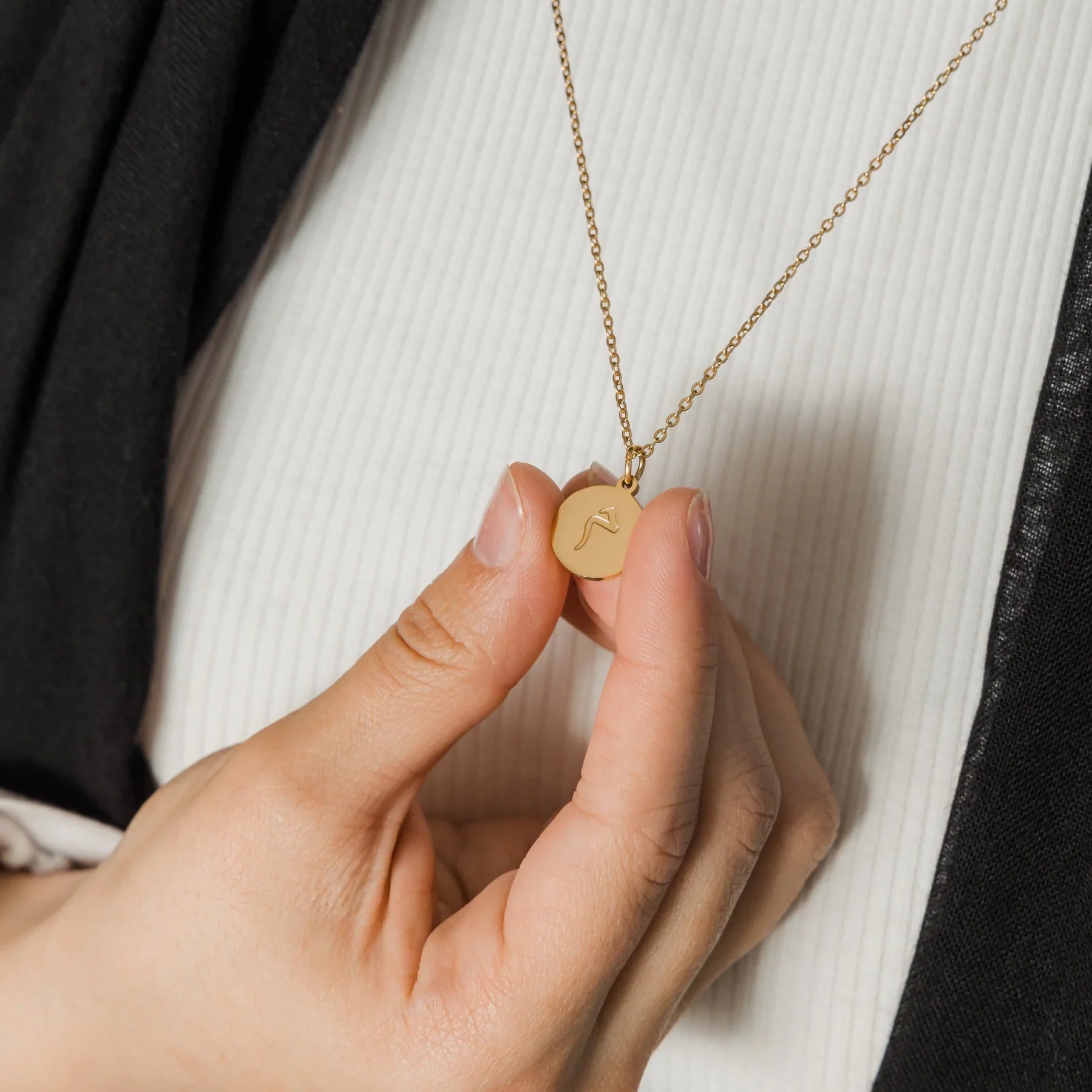Qamar Yaseen Aura Necklace
