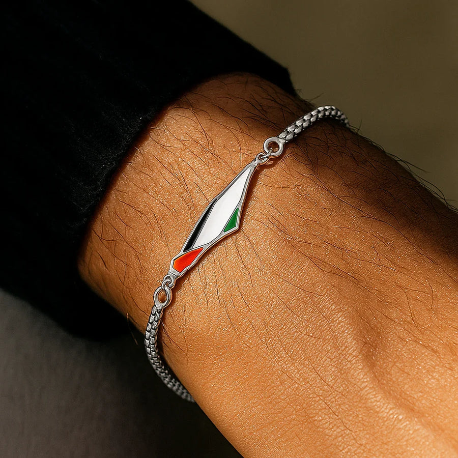 Qamar Men's Heart of the Nation Bracelet