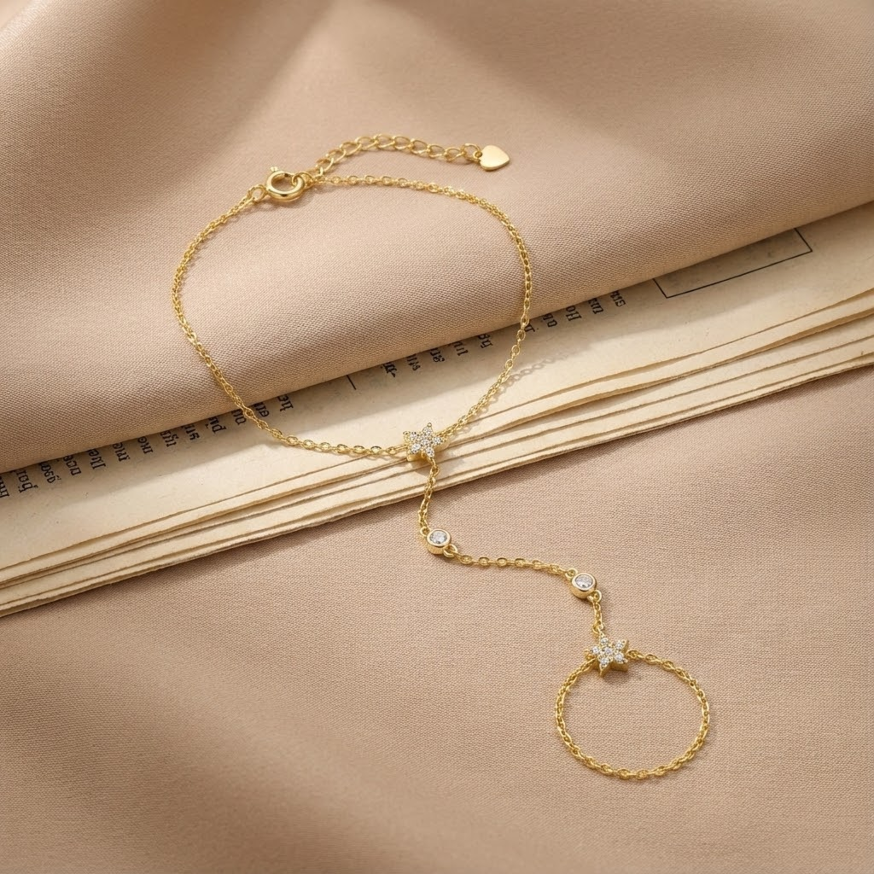 Virella Spark Hand Chain