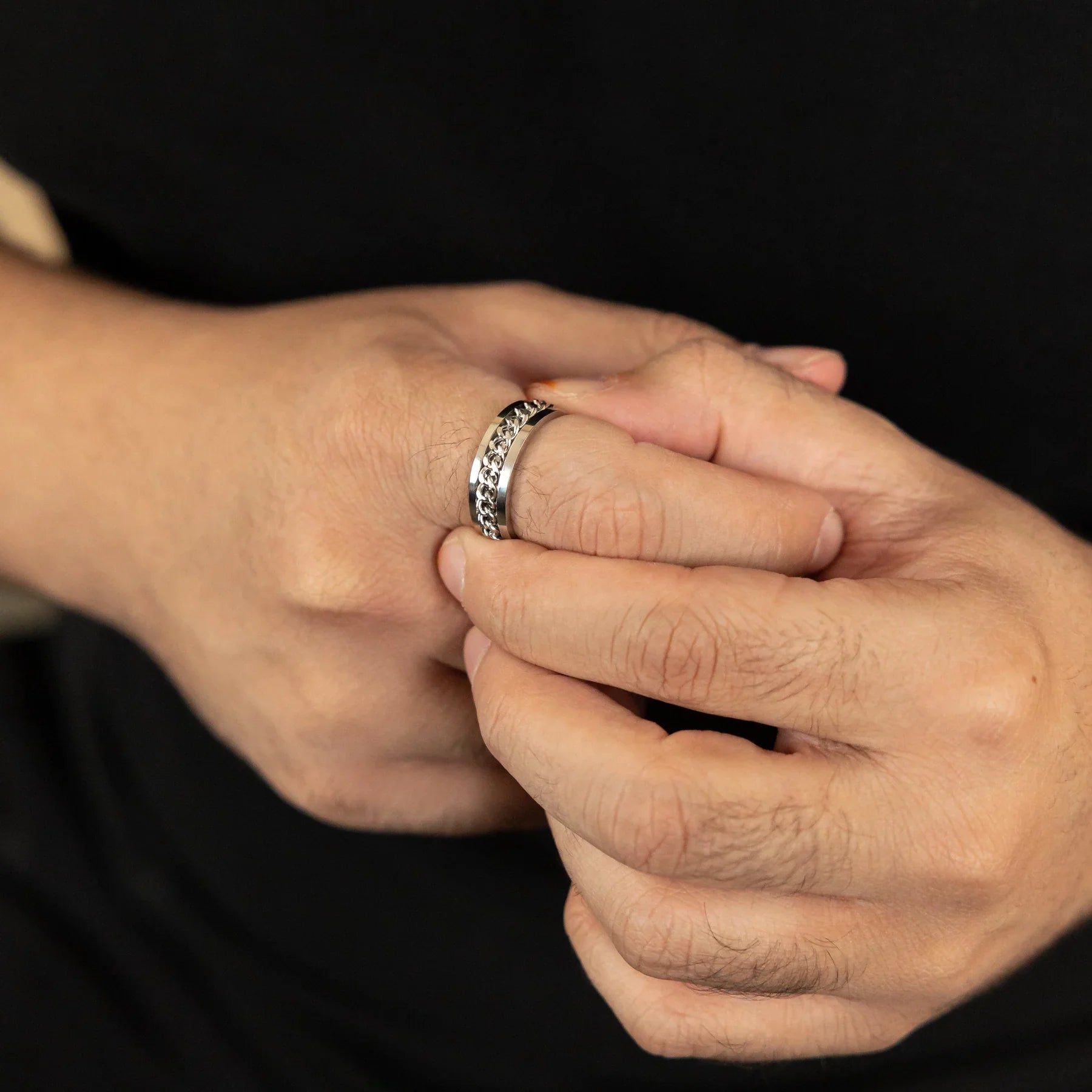 Qamar Jabbar Ring