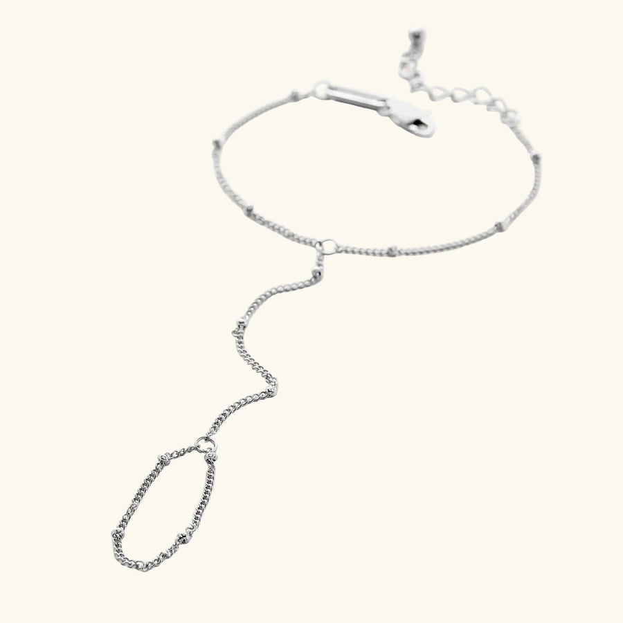 Qamar Nura Hand Chain