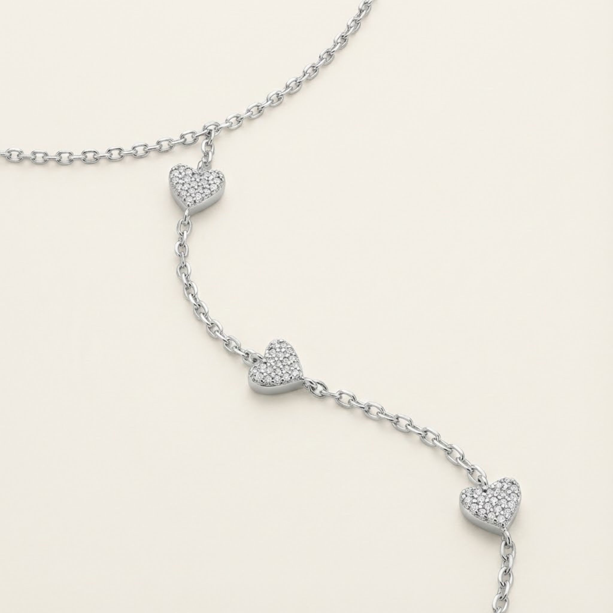 Lunette Heart Path Hand Chain