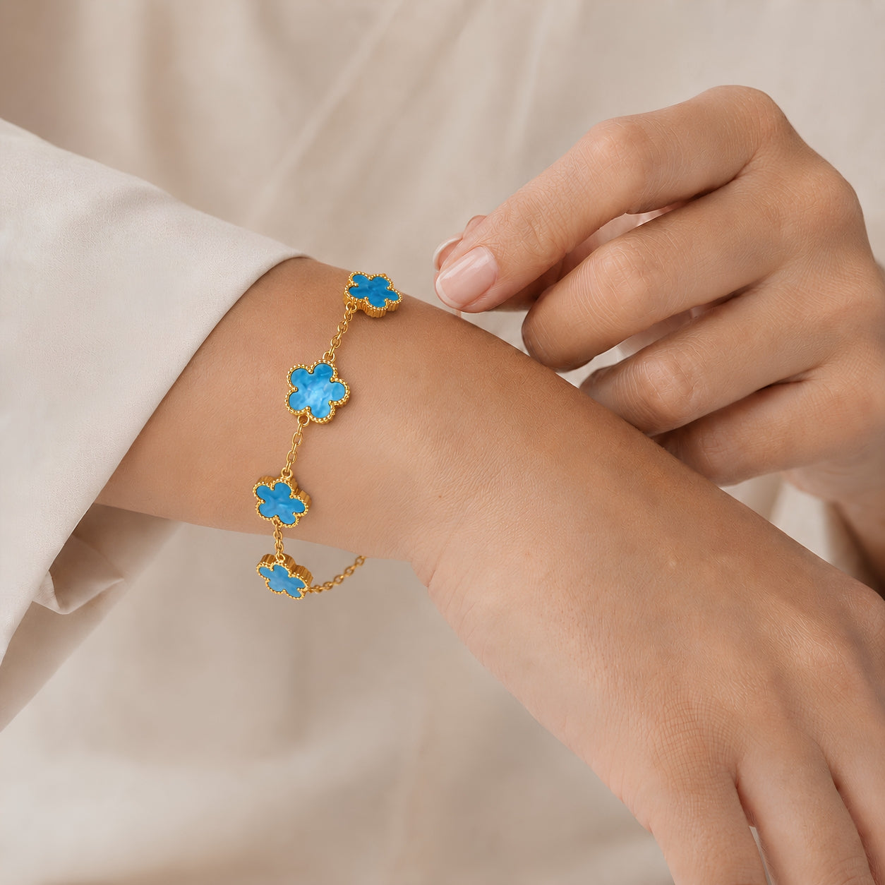 Acqua Bloom Bracelet