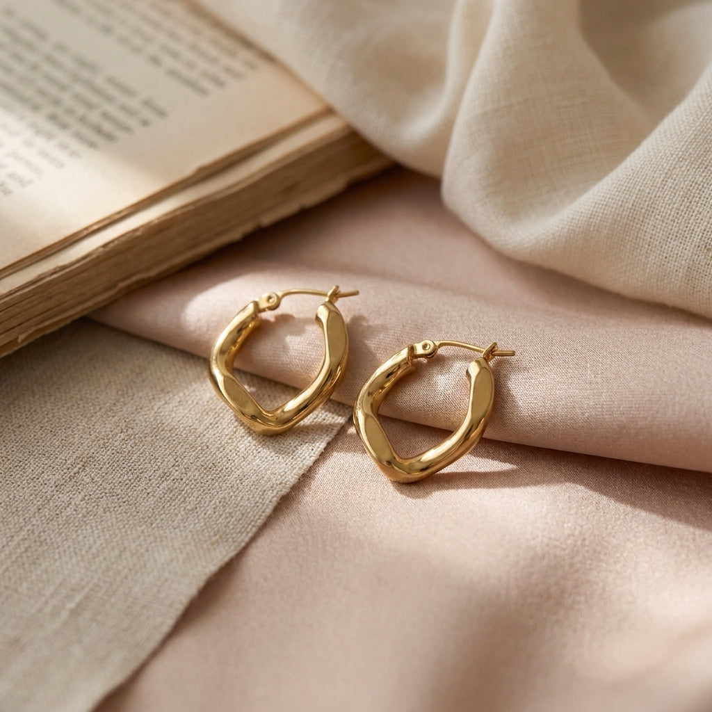 Amara Twist Hoops