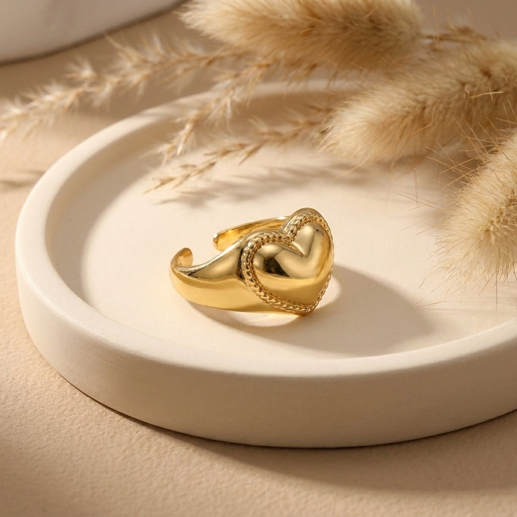 Amara Gold Heart Ring