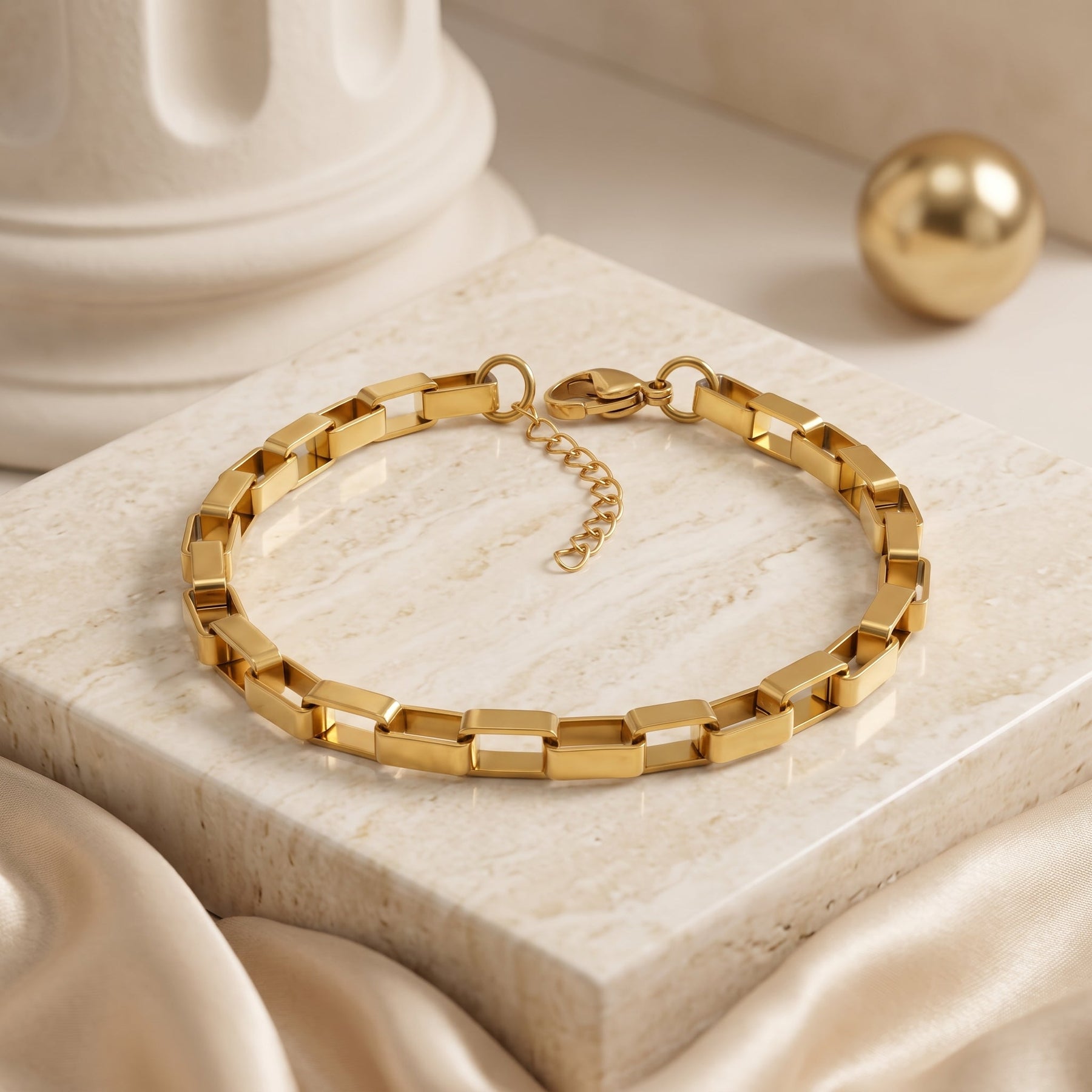 Aura Chain Gold Bracelet