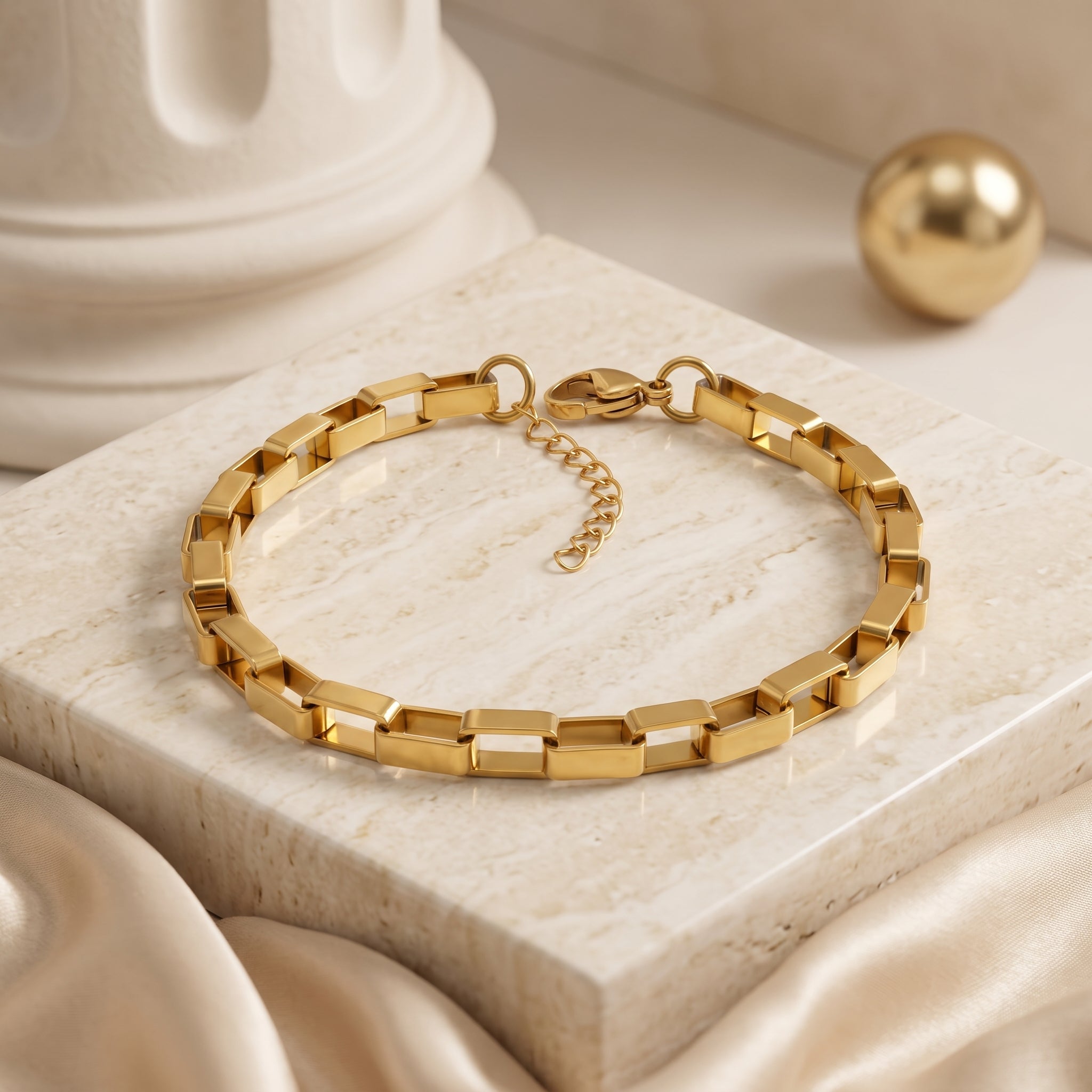 Aura Chain Gold Bracelet