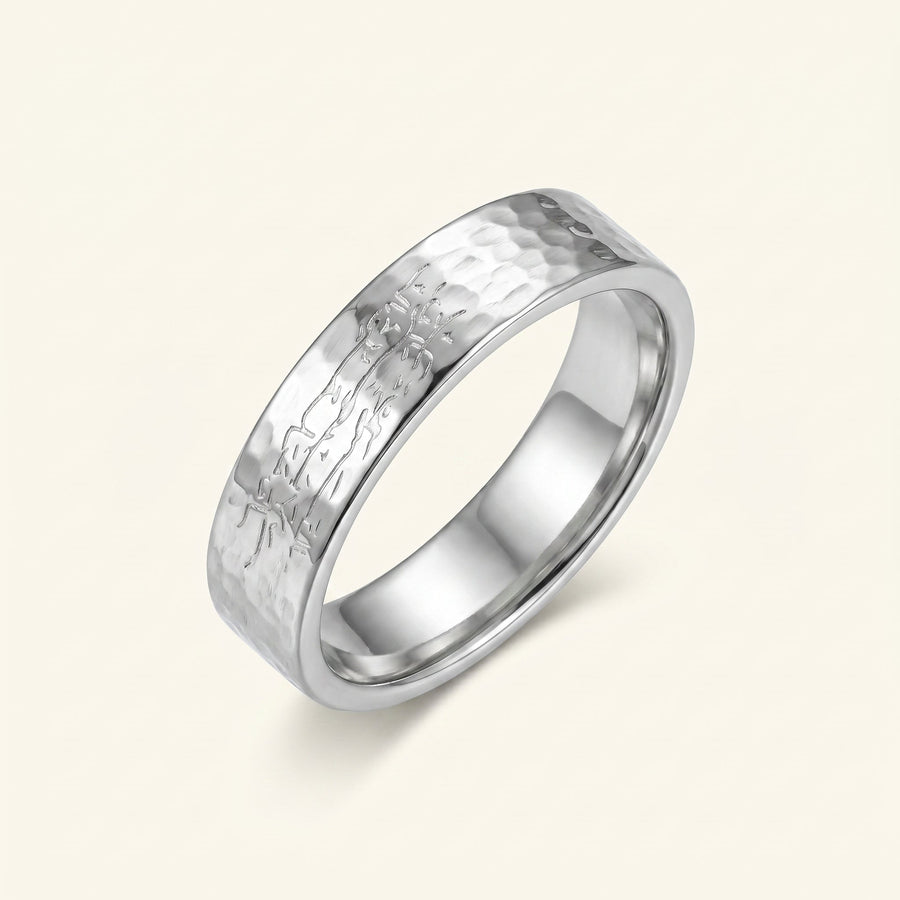 Qamar Throne Ring