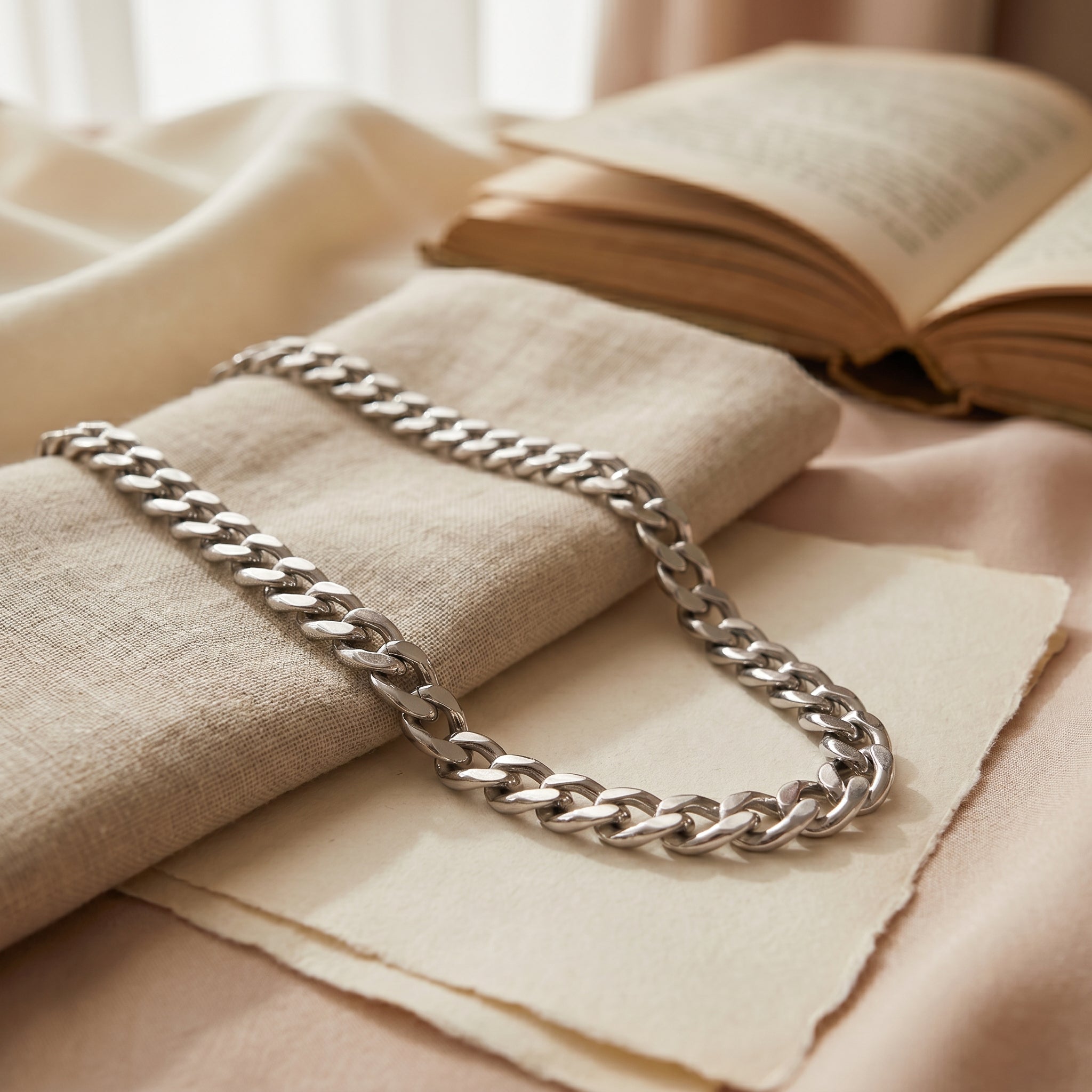 Qamar Fajr Cuban Chain Necklace