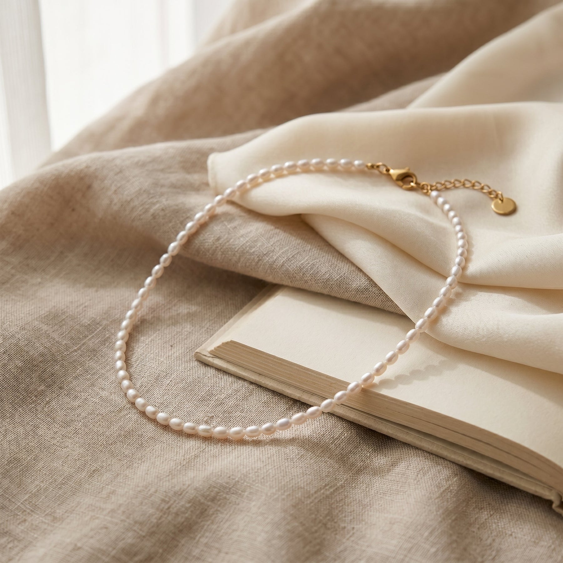 Rayo Freshwater Pearl Choker