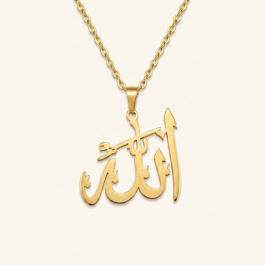 Qamar Rahmah Pendant Necklace