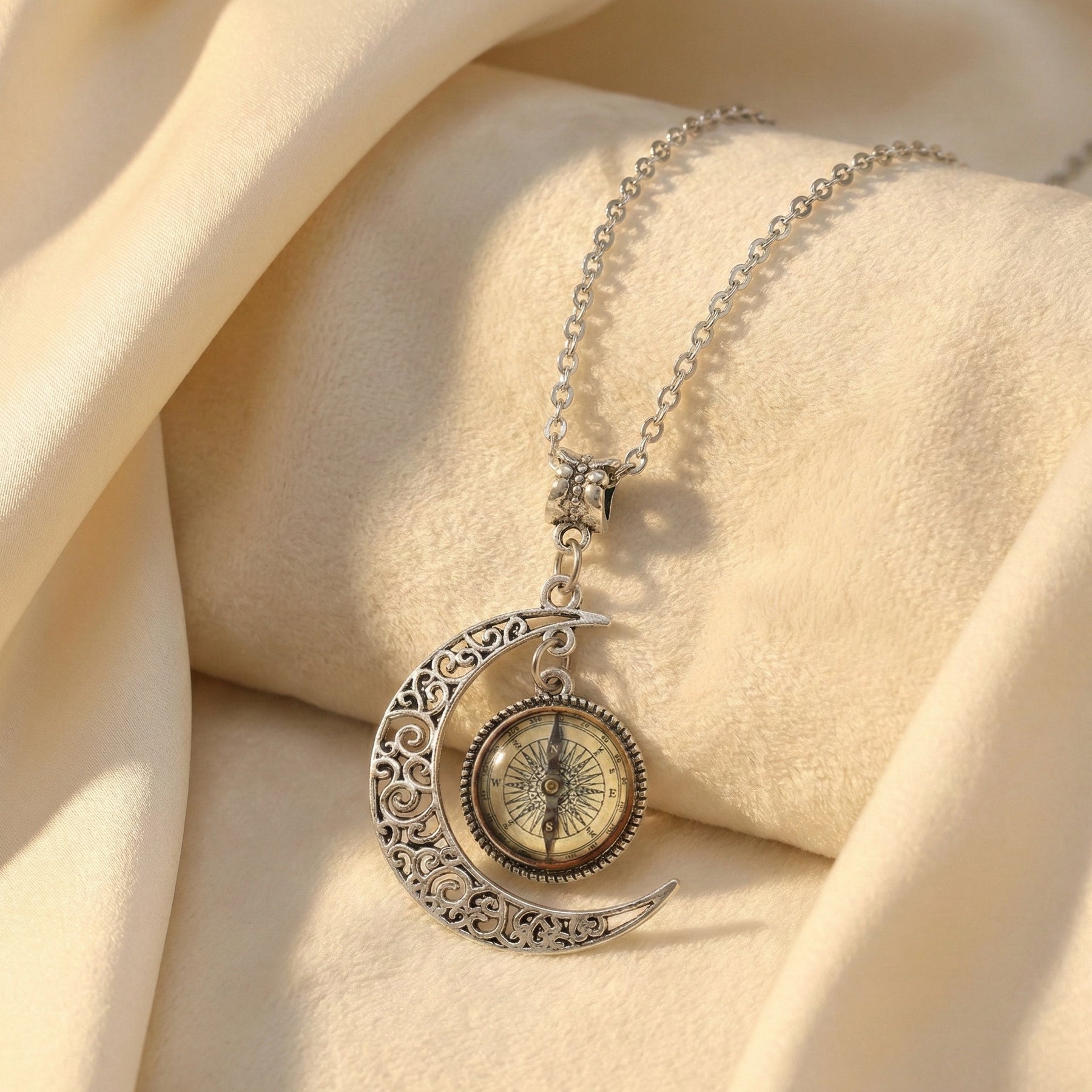 Qamar Noor Crescent Necklace