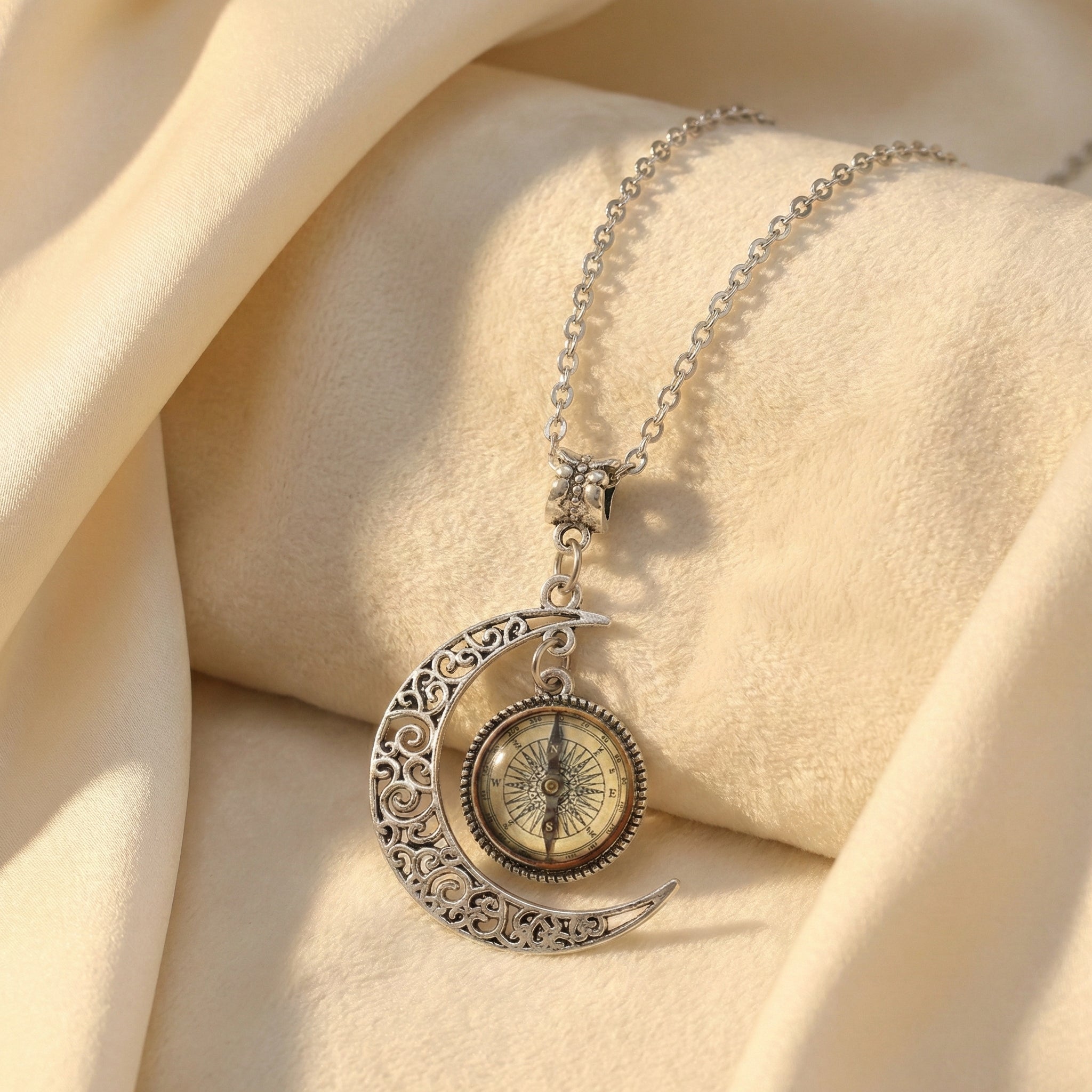 Qamar Noor Crescent Necklace