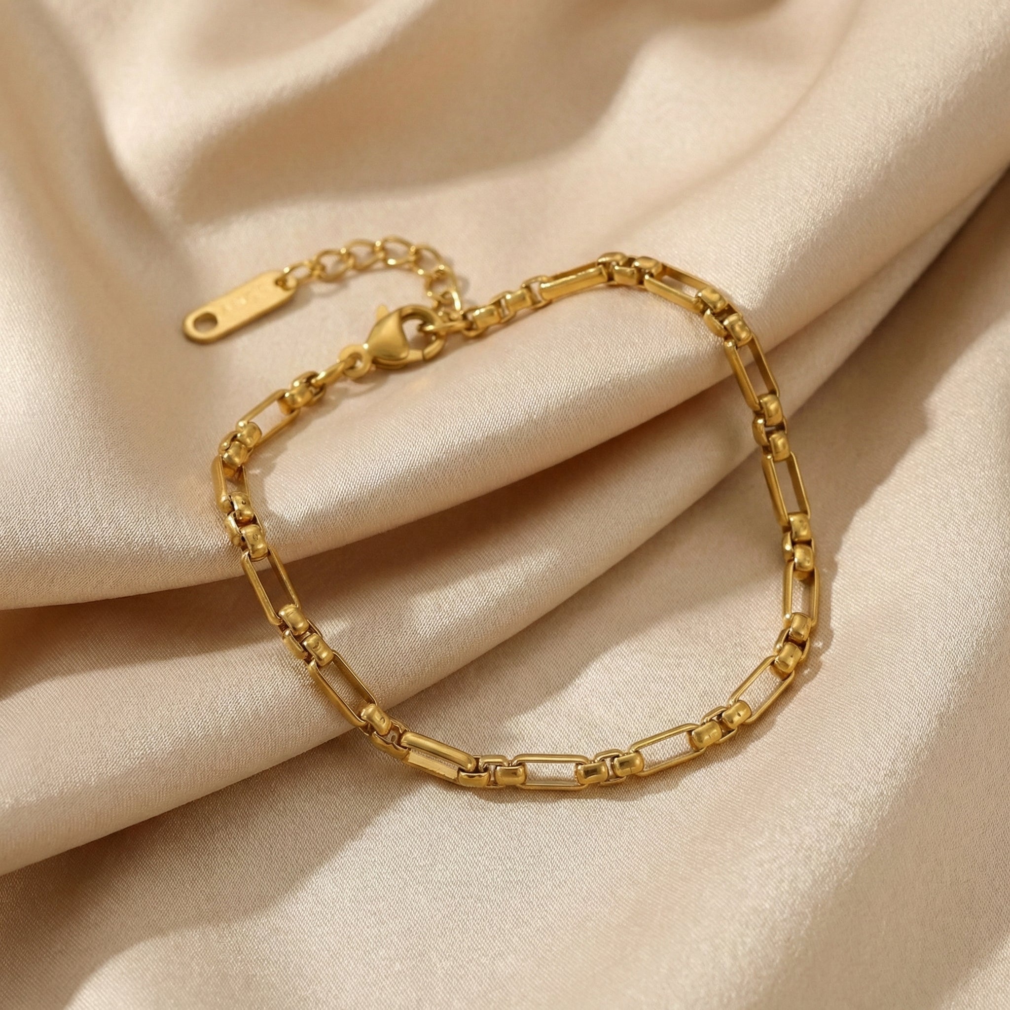 Eli 18K Gold Bracelet