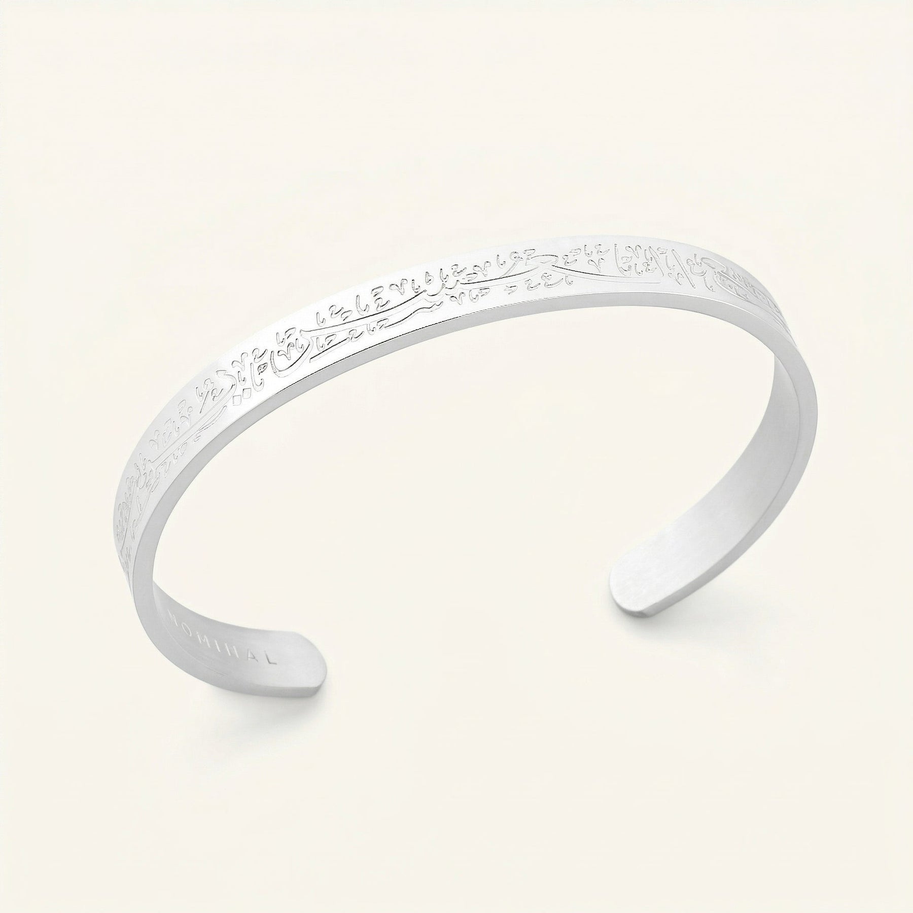 Qamar Ease Cuff