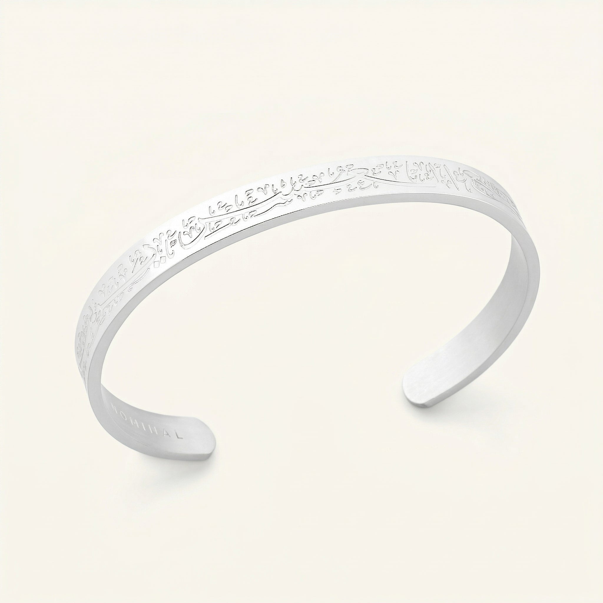 Qamar Ease Cuff