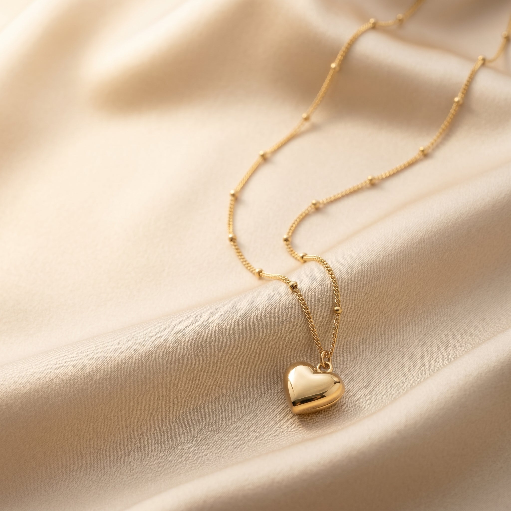 Dainty Heart Charm Necklace