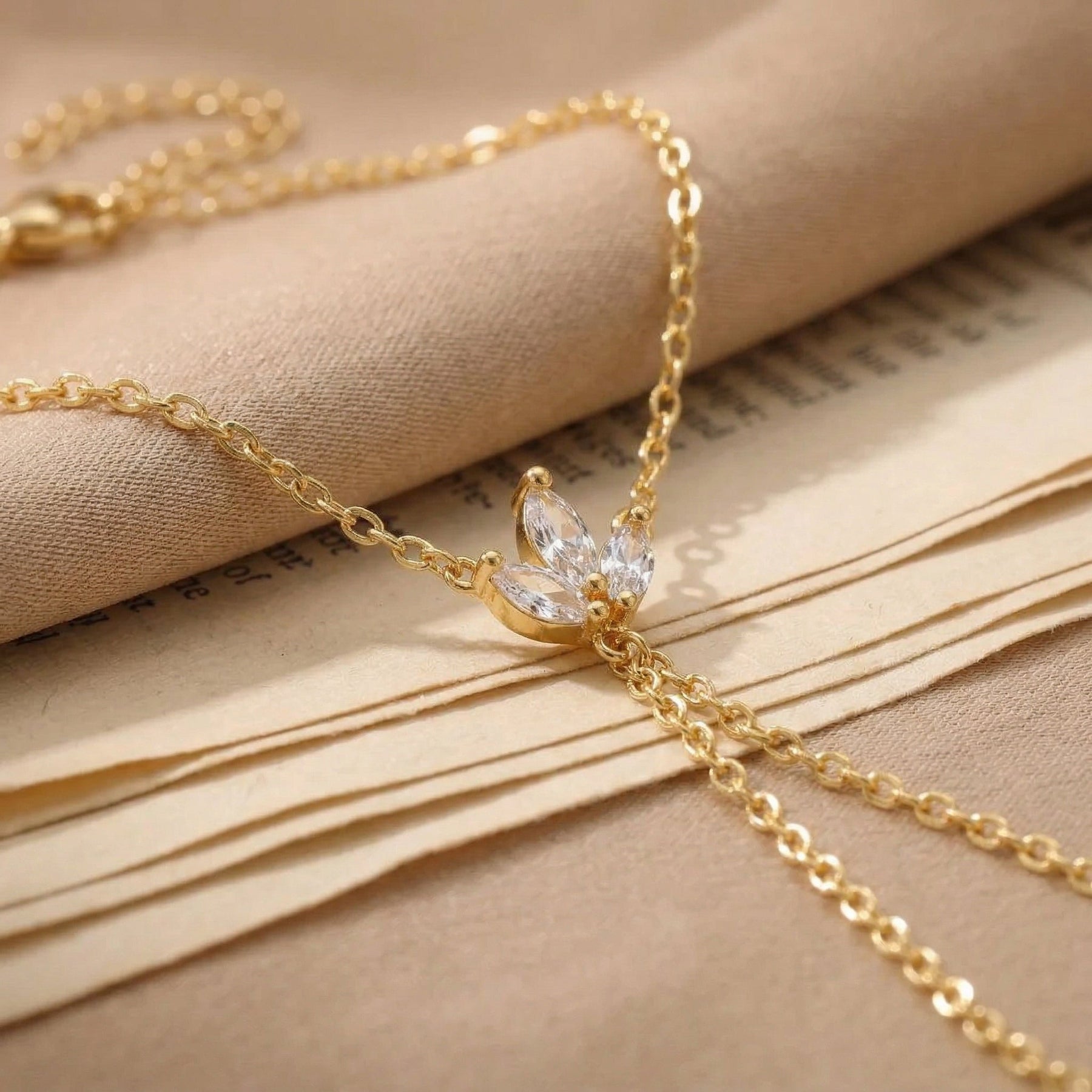 Flora Gold Hand Chain