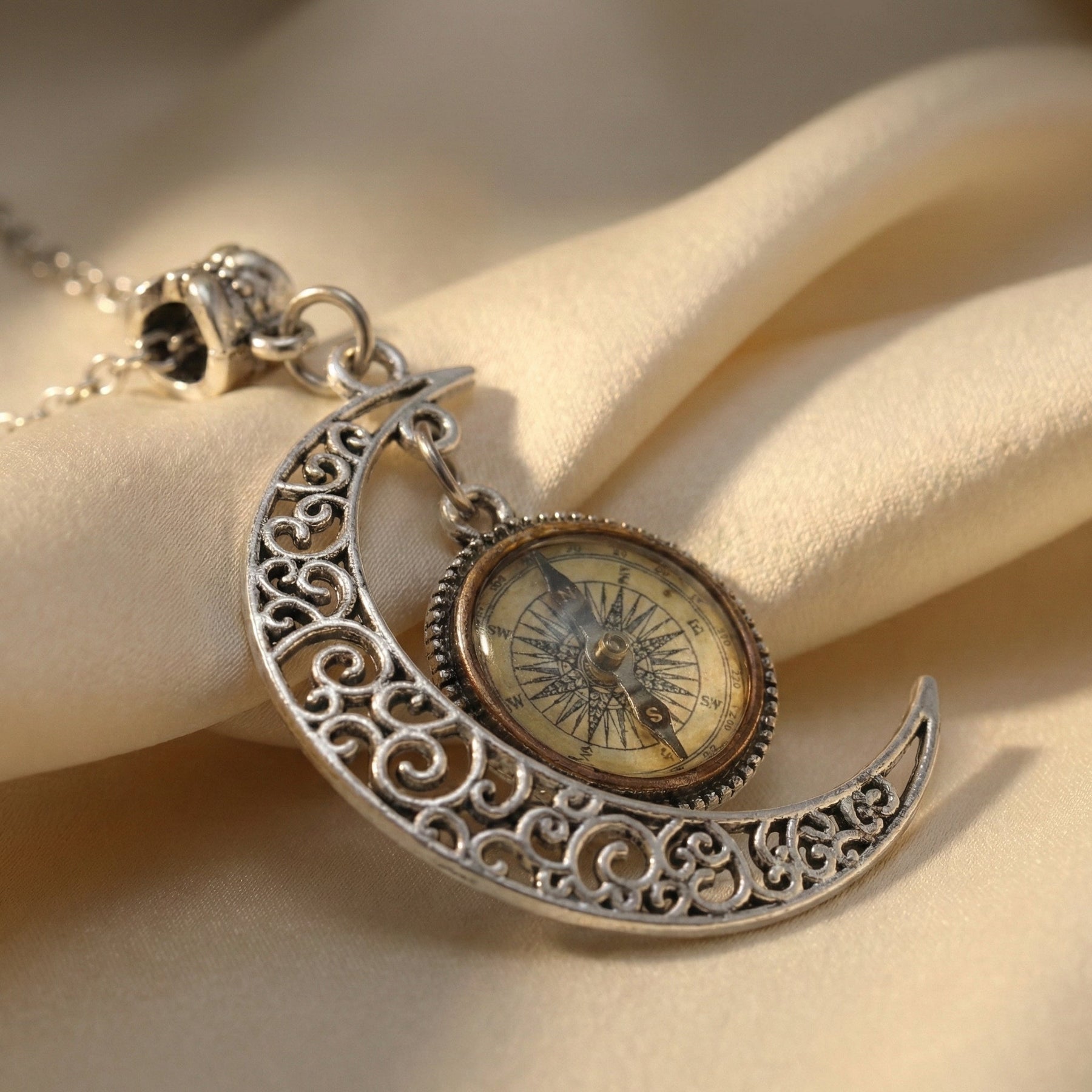Qamar Noor Crescent Necklace
