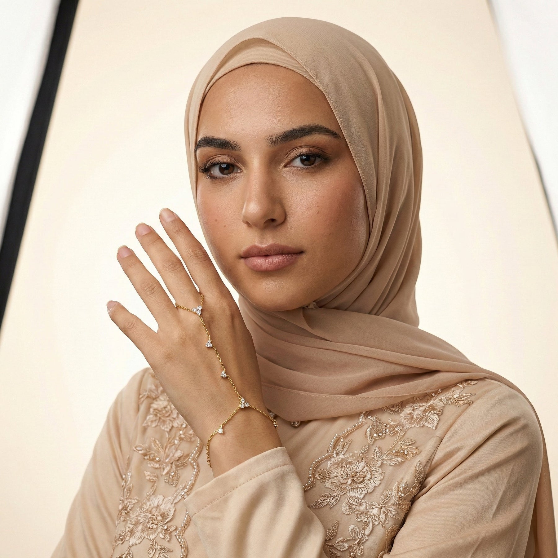 Amanah Hand Chain