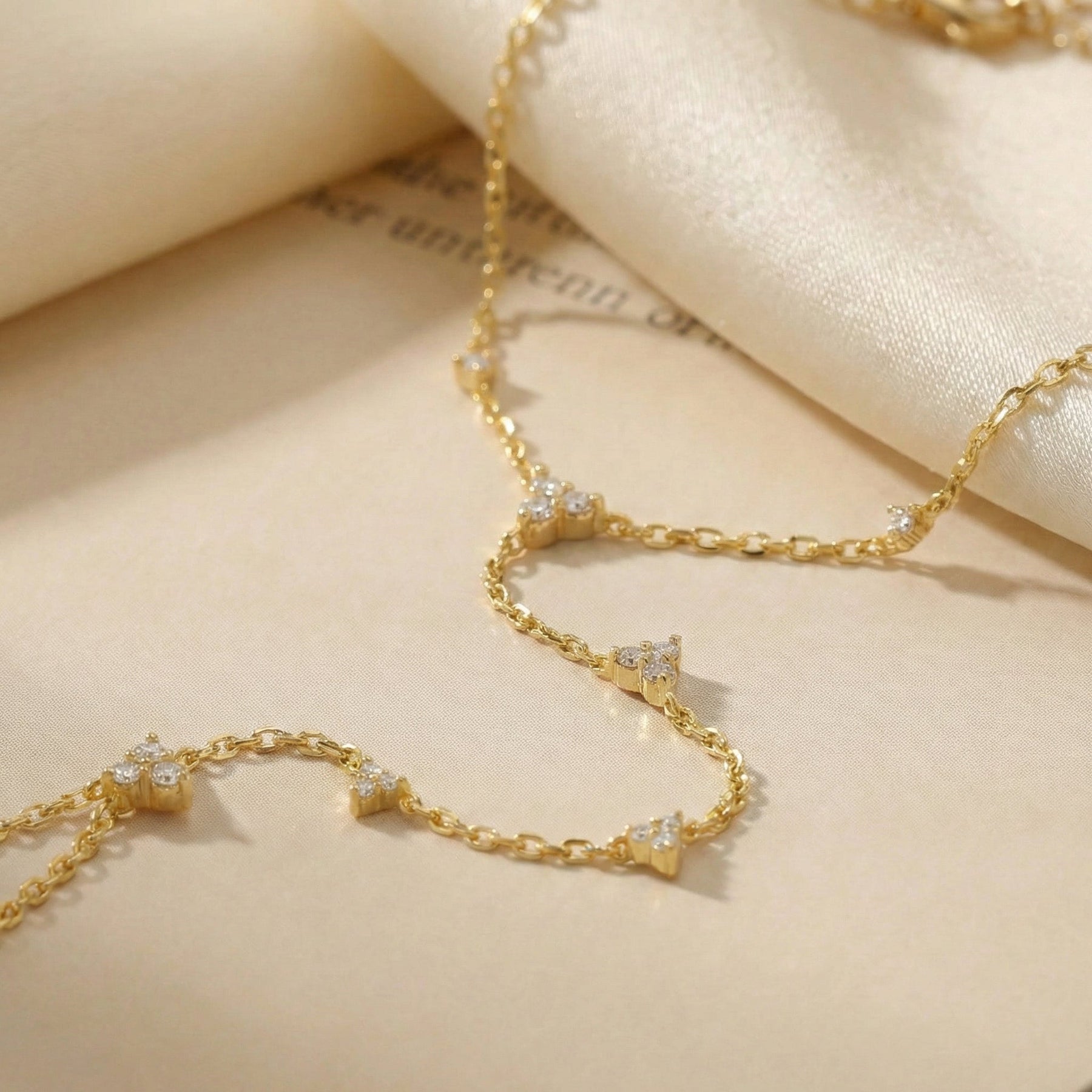 Amanah Hand Chain