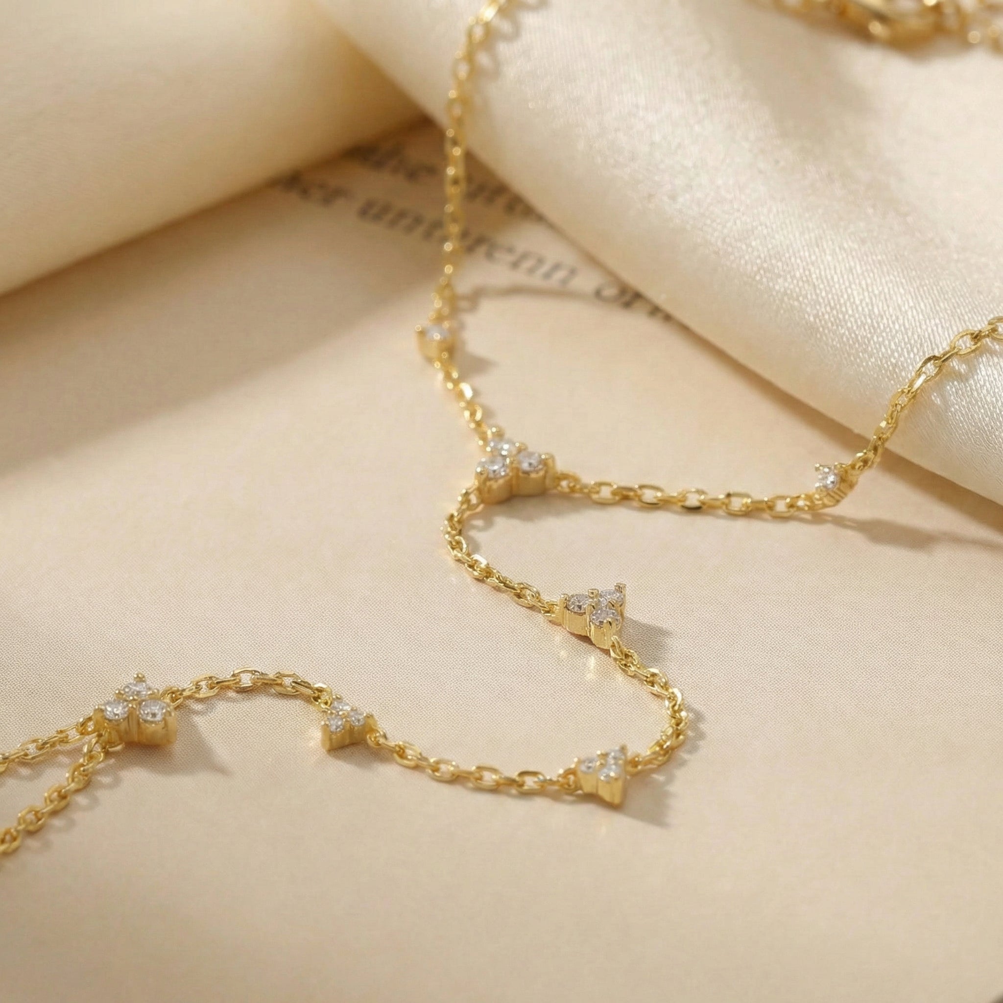 Amanah Hand Chain