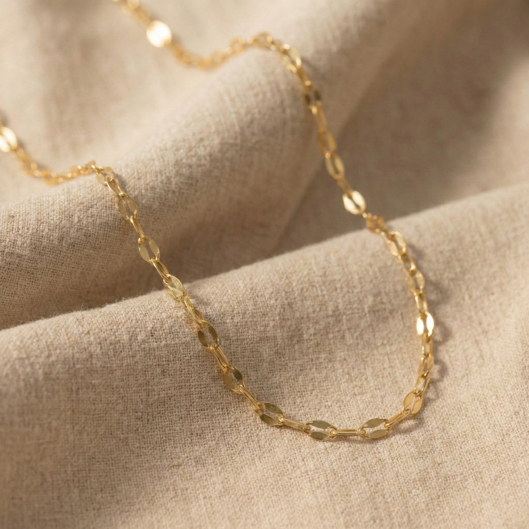 Qamar Allura Chain Bracelet