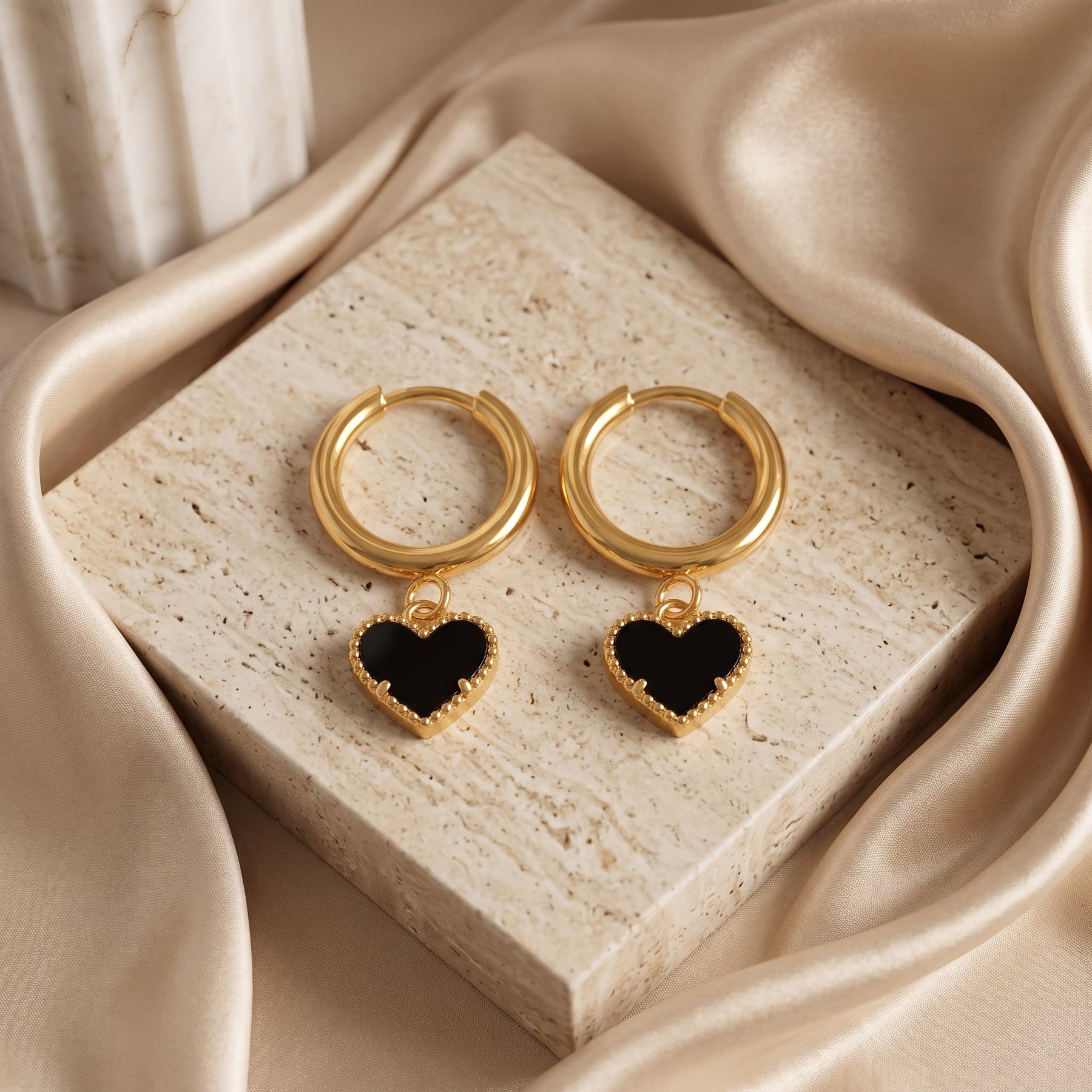 Halo Black Heart Hoop