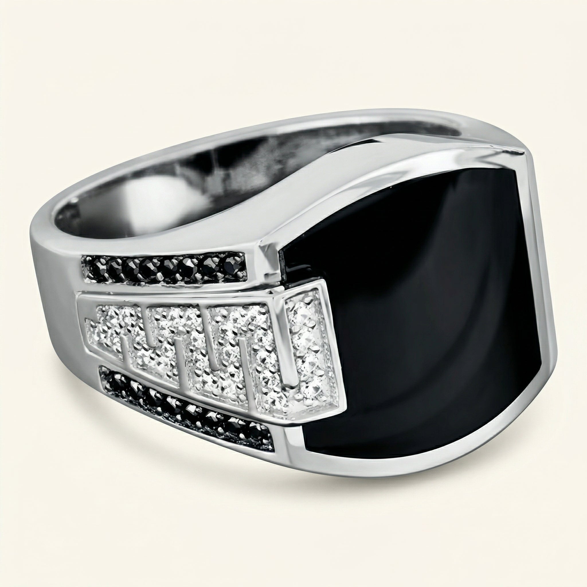 Qamar Opening Ring