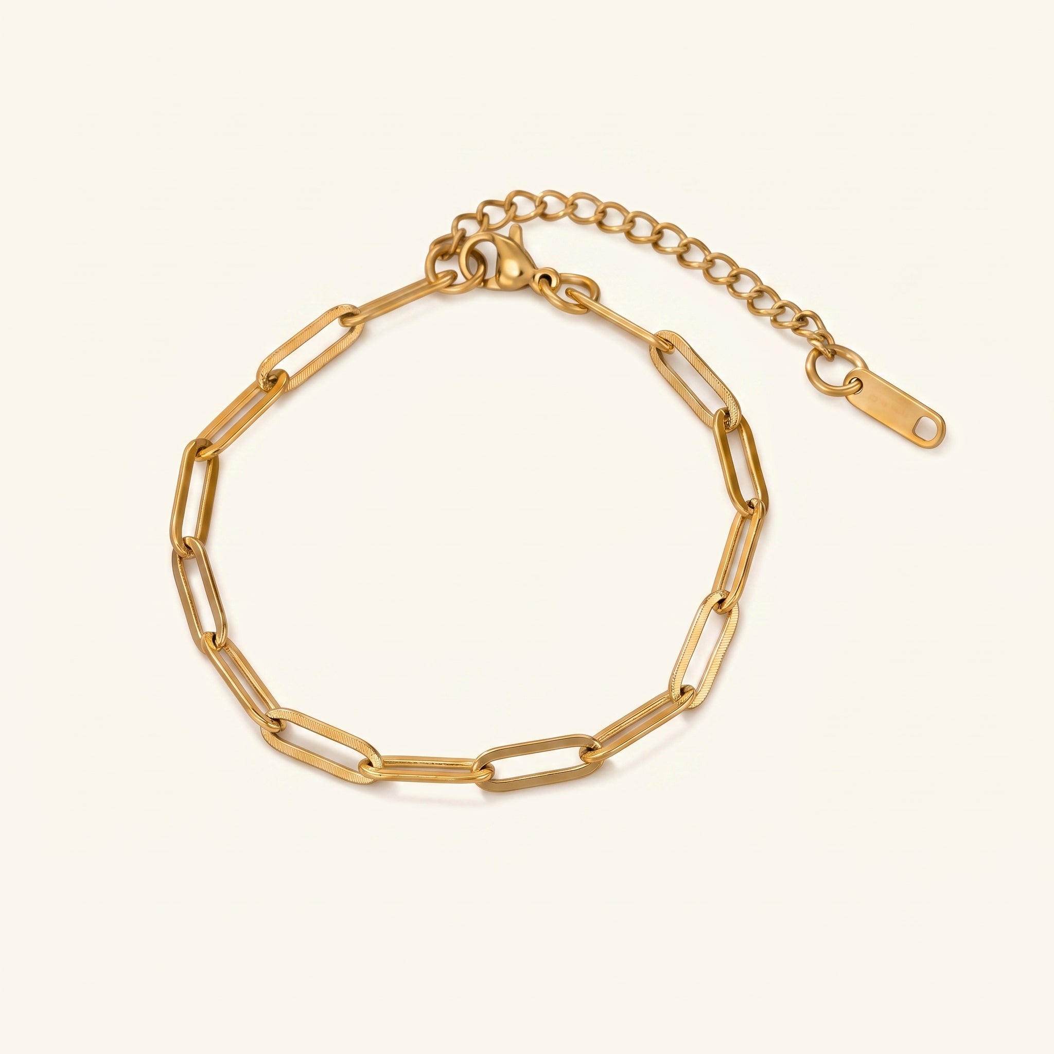 Pia Chain Link Charm Bracelet