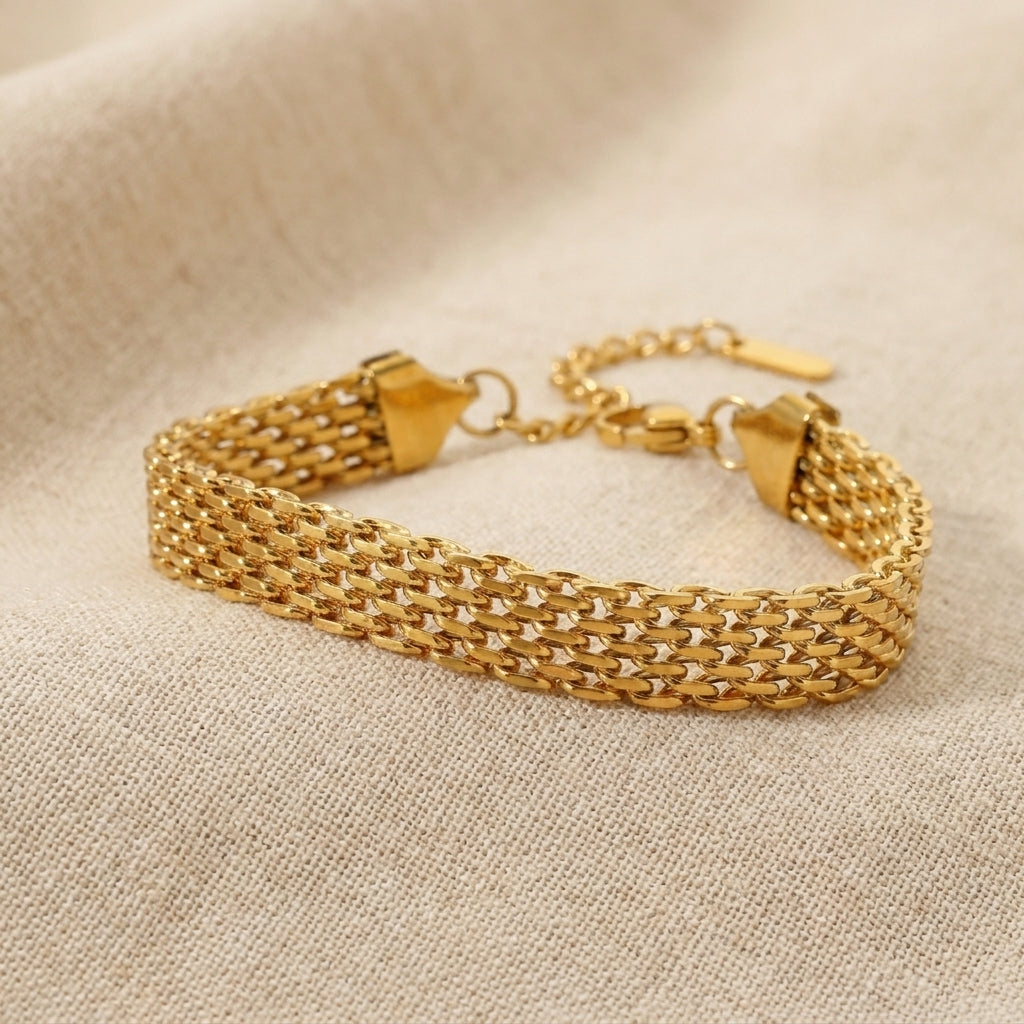 Mira Mesh Bracelet