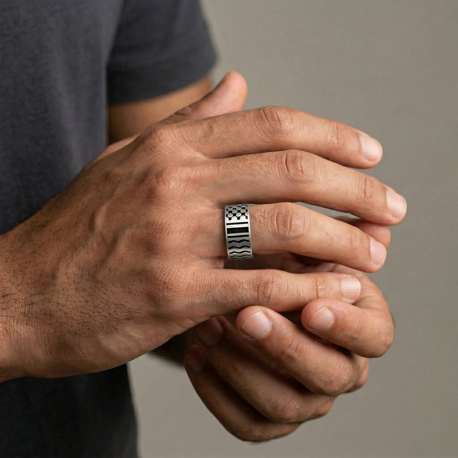 Qamar Keffiyeh Bold Ring – Men's