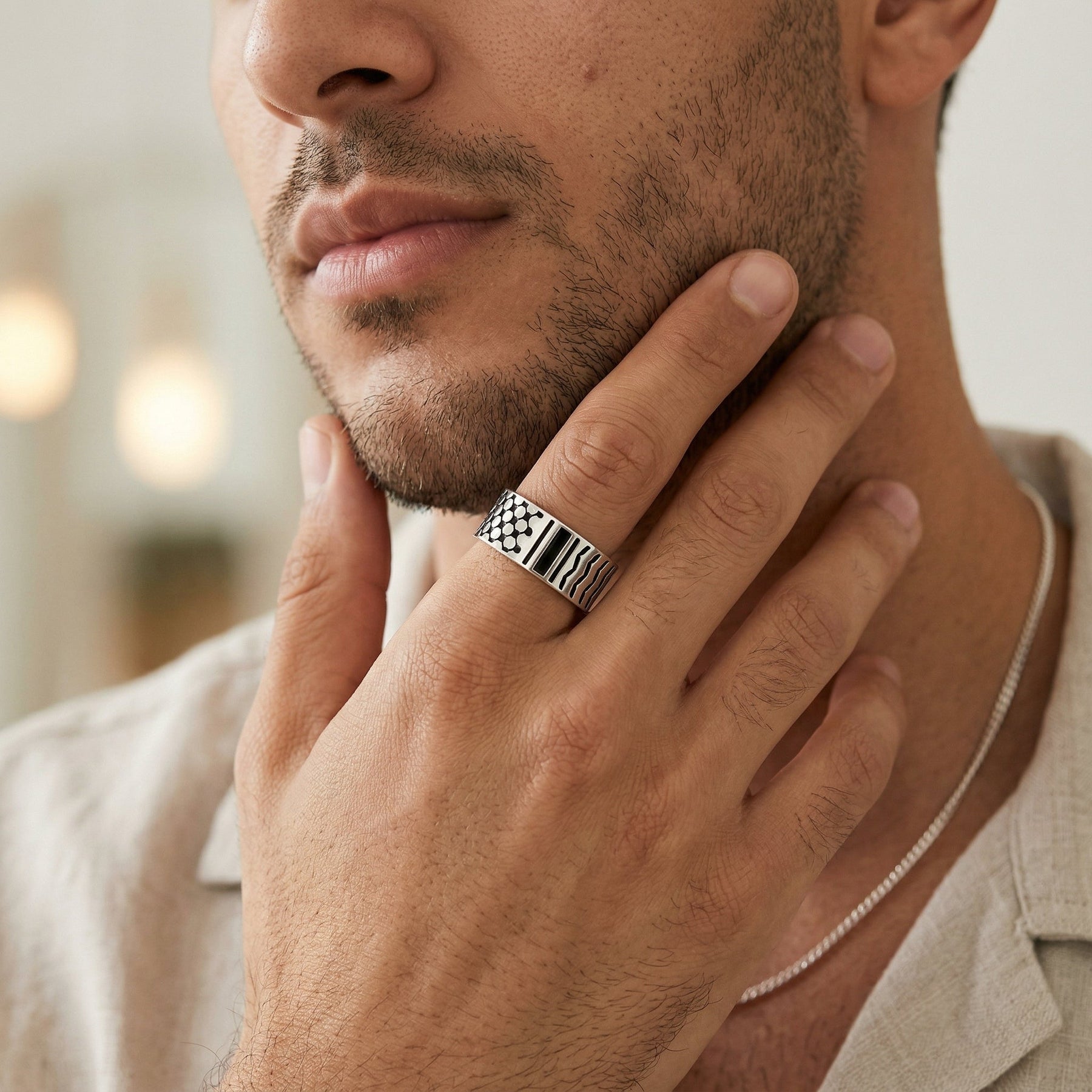 Qamar Keffiyeh Bold Ring – Men's