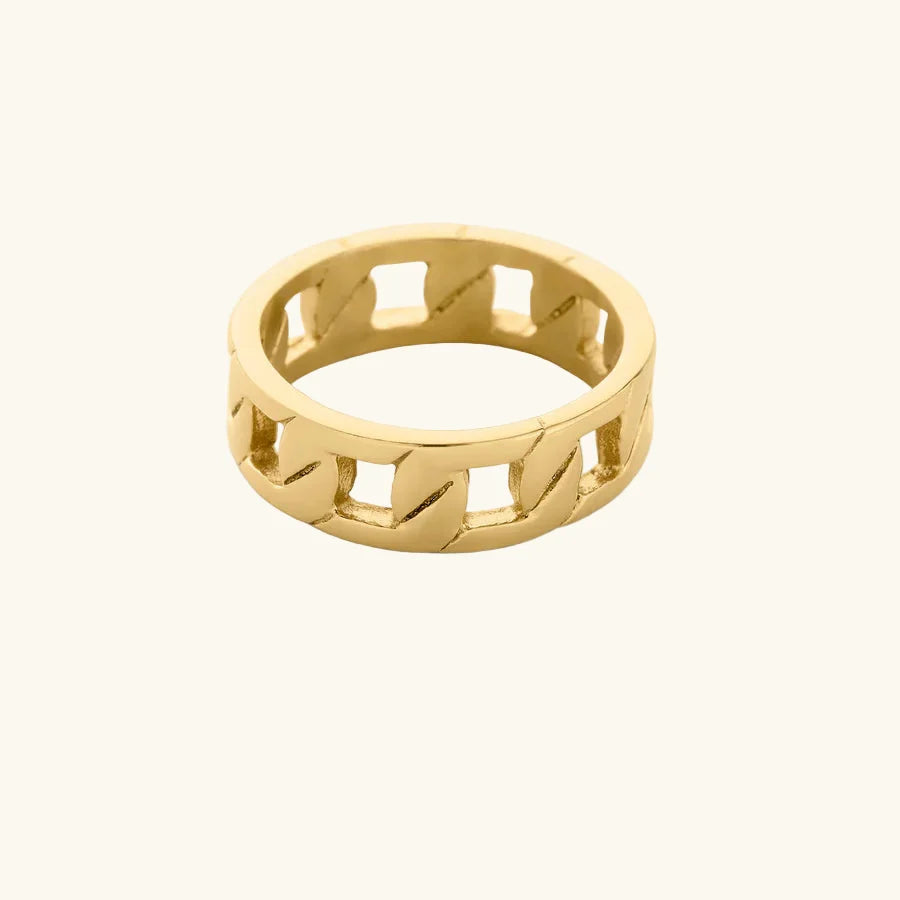Qamar Nurain Ring