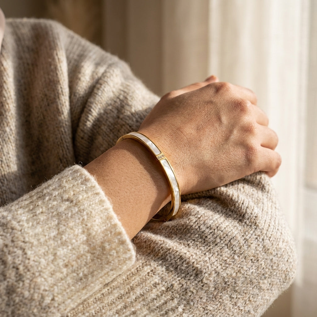 White Sahara Gold Bangle