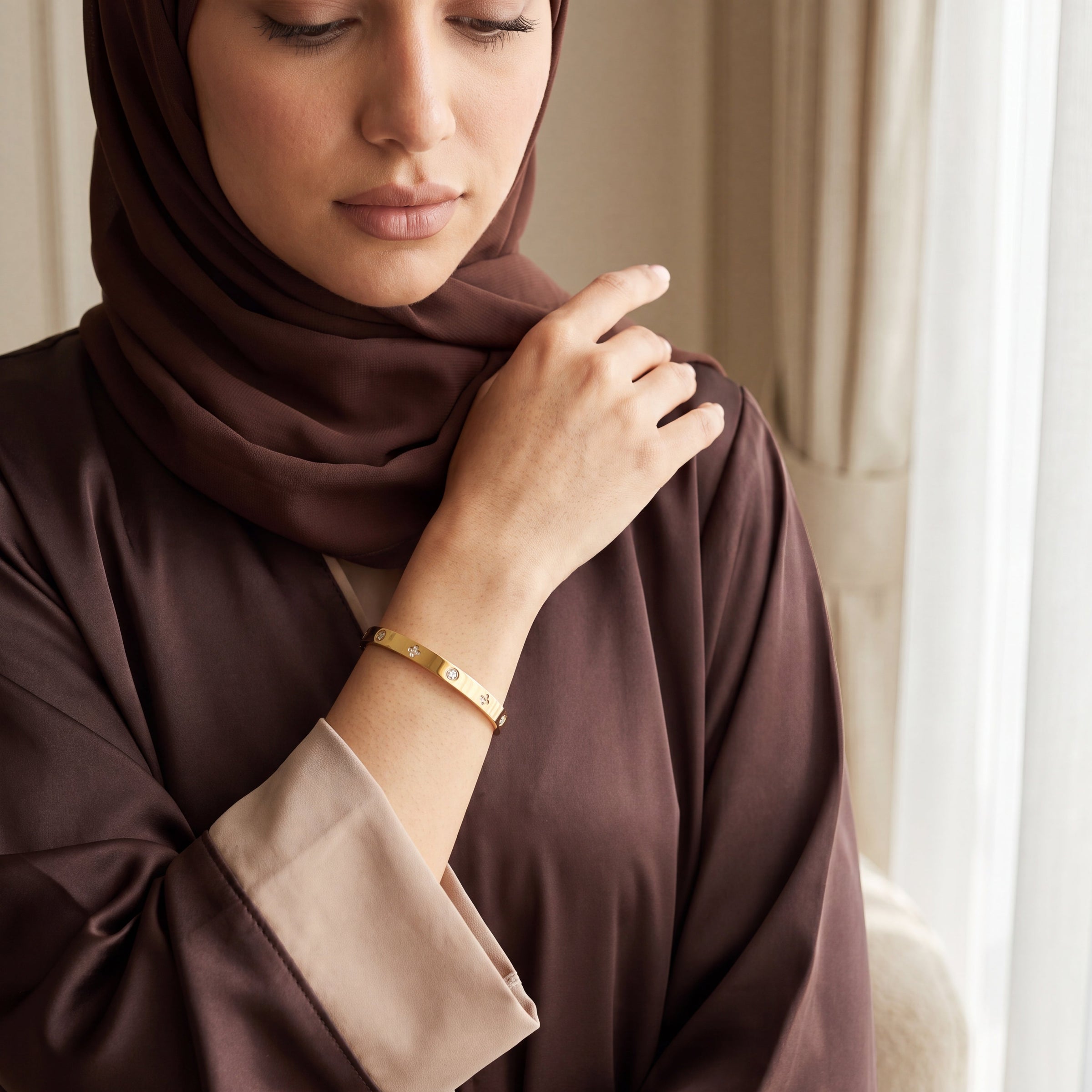 Gold Clover Bangle