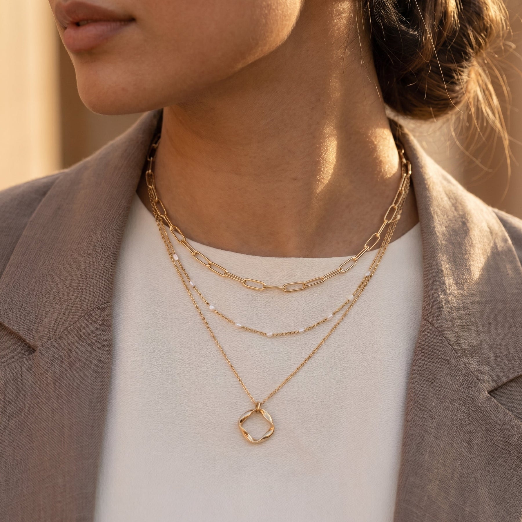 Qamar Aurora Layers Necklace