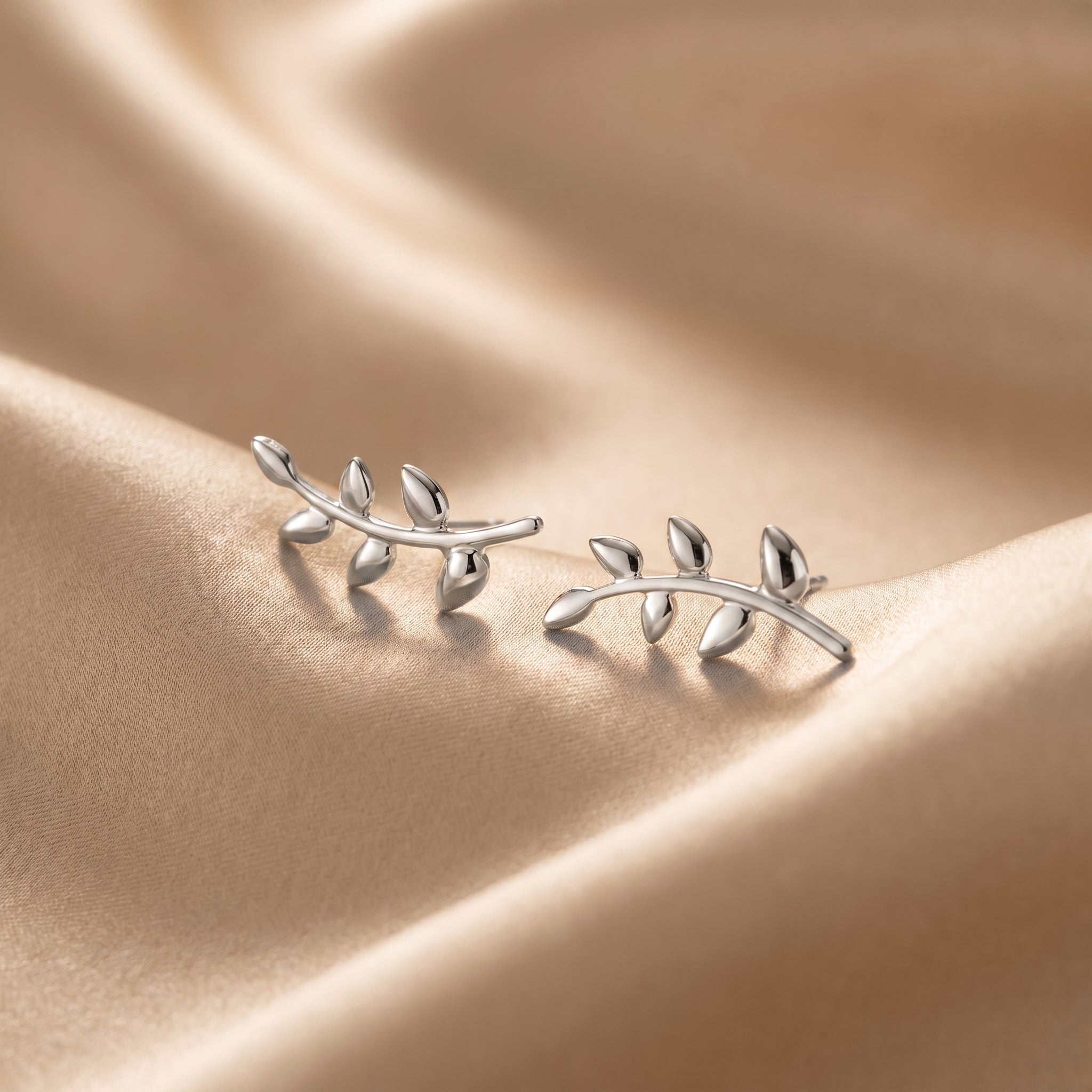 Qamar Sakinah Leaf Earrings