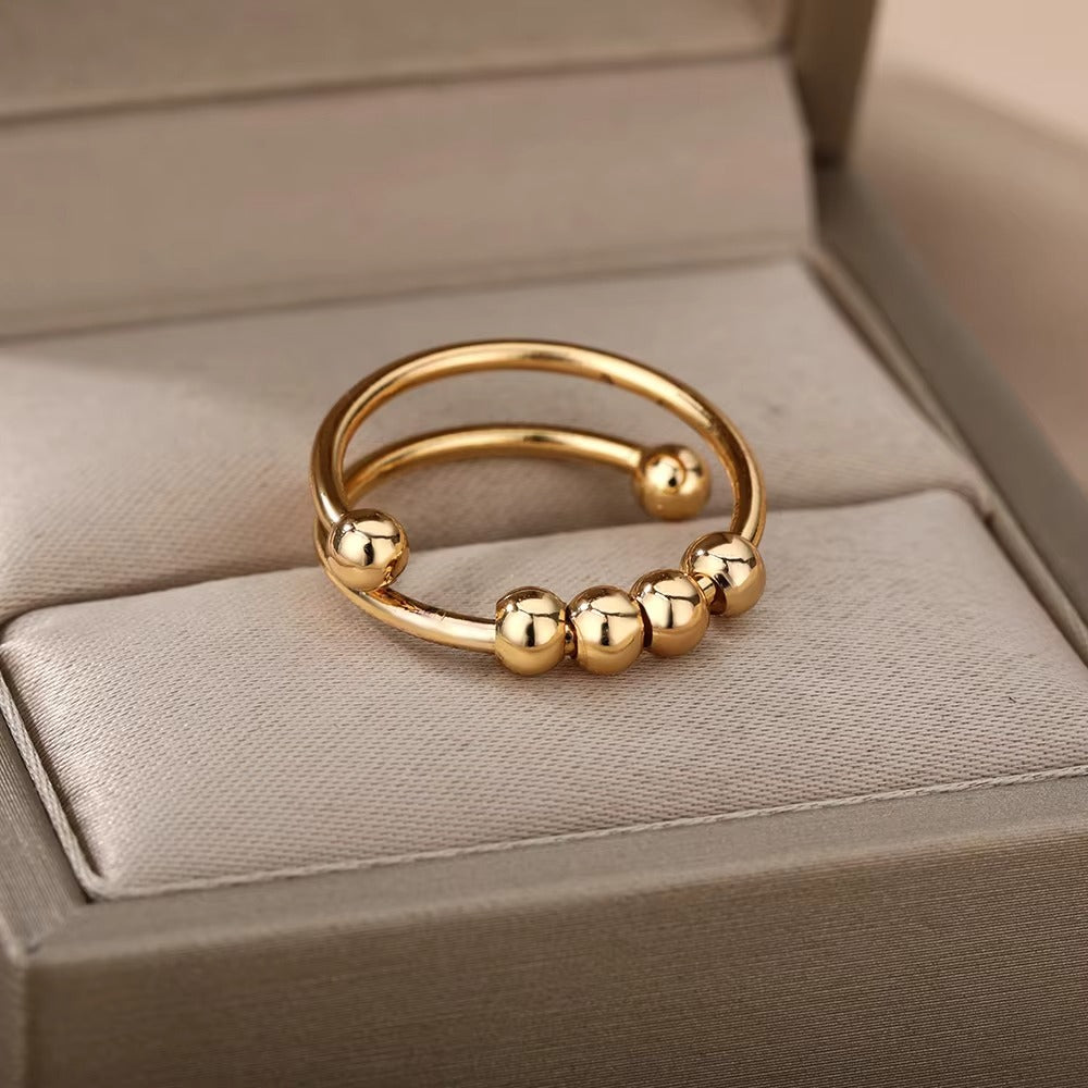 Qamar Ameen Spinner Ring