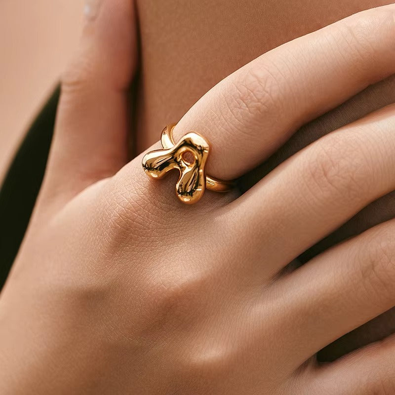 Qamar Ihsan Ring