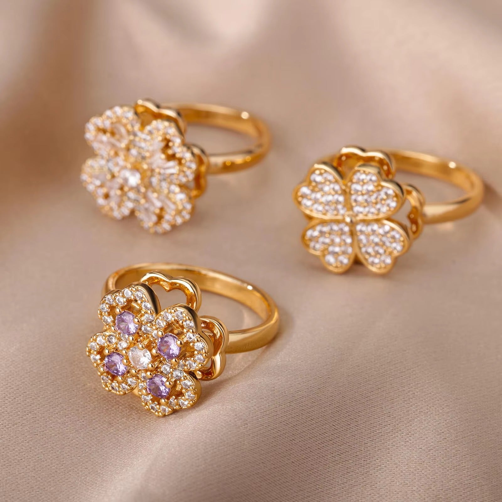 Qamar Aisha Clover Ring