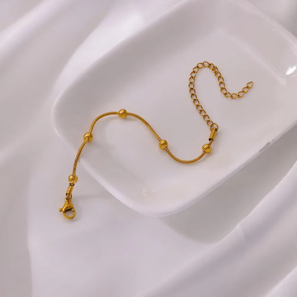 Qamar Sakinah Gold Bracelet